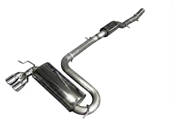 Glanzende, zilveren 76 mm roestvrijstalen sportuitlaatset voor de Audi S3 8L Quattro, met gebogen buizen, hoofdgeluiddemper en twee gepolijste, ronde uitlaatpijpen. Doorlopende 3-inch constructie voor maximale prestaties en een krachtig geluid.